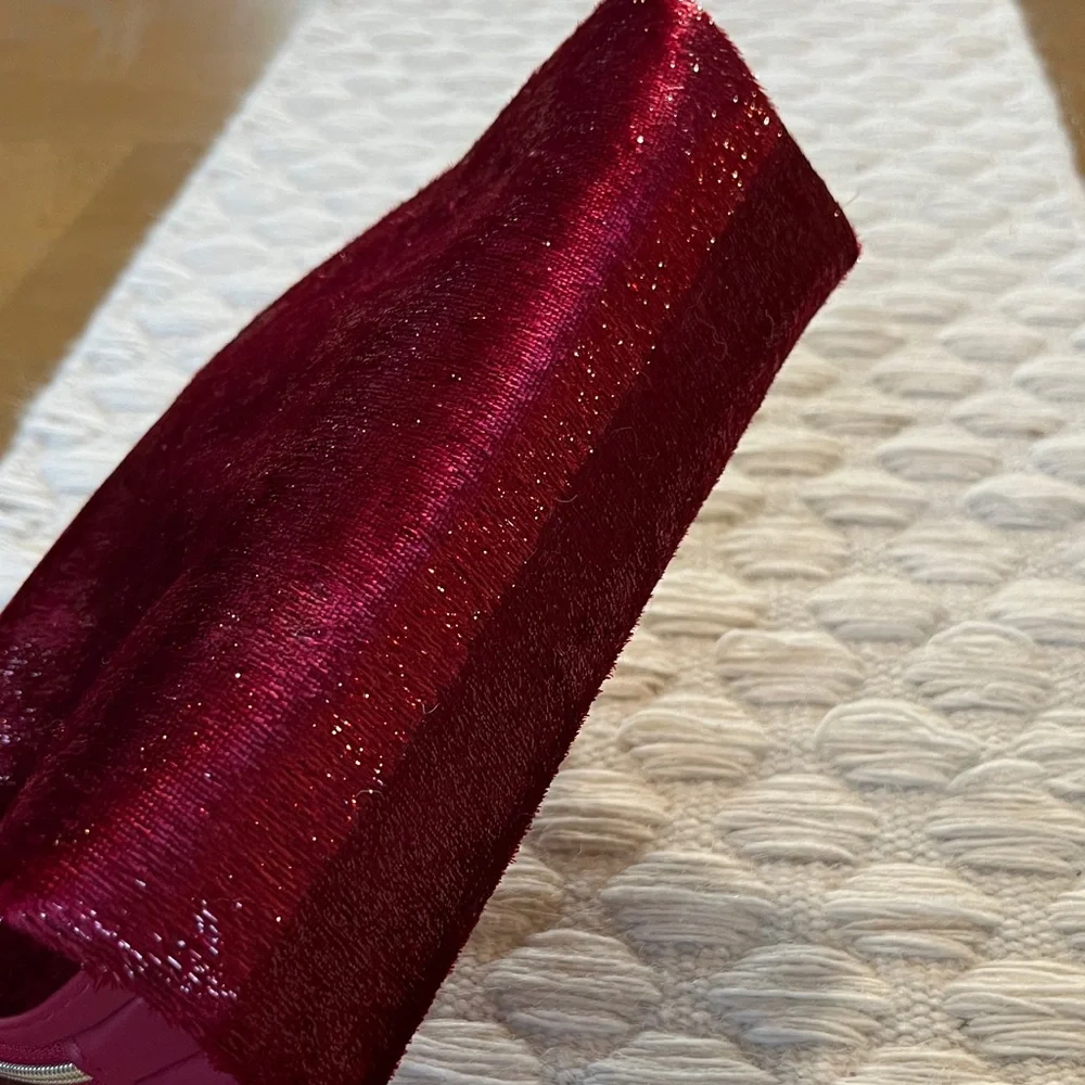 NWOT Bulgari Sparkling Burgundy Cosmetic Bag